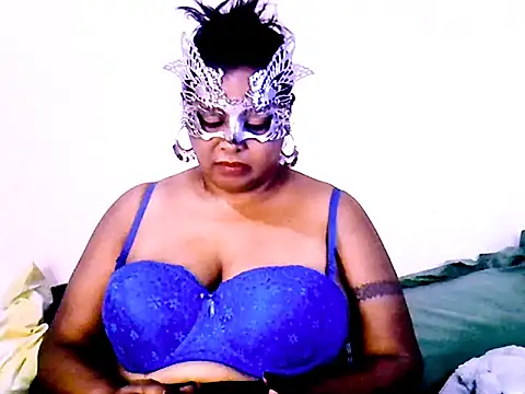 Snapshot of Mysterylady143 chatting on 02-02-26, 05:23 Mysterylady143 online show from 02-02-26, 05:23