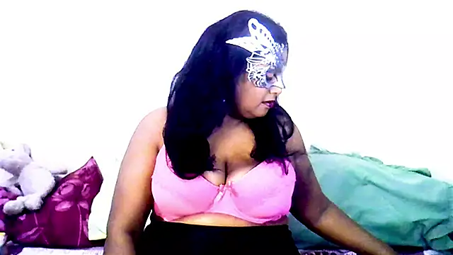Snapshot of Mysterylady143 chatting on 07-01-26, 06:08 Mysterylady143 online show from 07-01-26, 06:08
