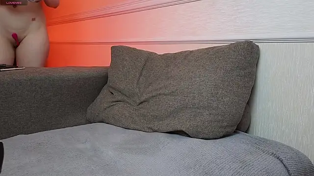  neli online show from 12-19-25, 08:11