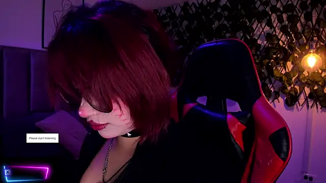 Kitty Gang online show from 11-12-25, 02:15