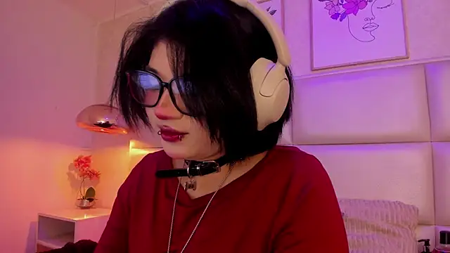 Kitty Gang online show from 07-18-26, 12:30