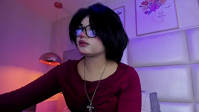 Kitty Gang online show from 07-18-26, 04:48