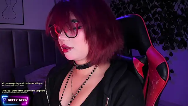 Kitty Gang online show from 10-21-25, 02:11