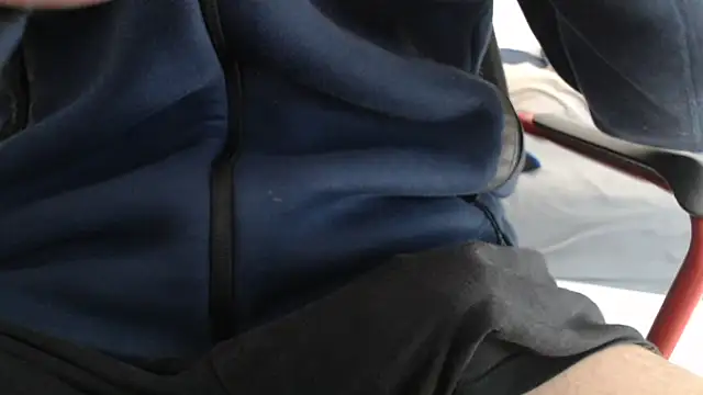 Snapshot of lxrxdxn chatting on 02-26-26, 12:16 lxrxdxn online show from 02-26-26, 12:16