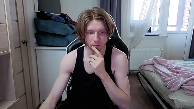 Snapshot of spaisenok chatting on 02-06-26, 12:12 spaisenok online show from 02-06-26, 12:12