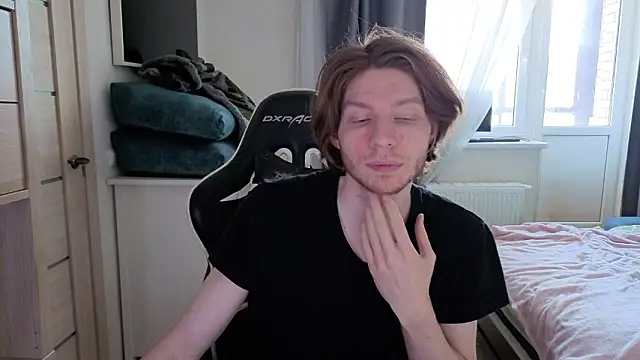 Snapshot of spaisenok chatting on 02-07-26, 09:06 spaisenok online show from 02-07-26, 09:06