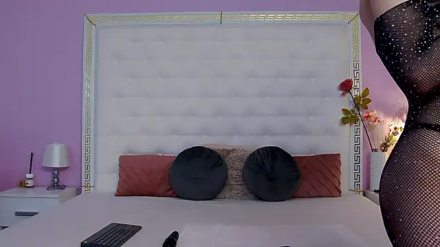 Lenna Paul online show from 03-13-26, 05:34