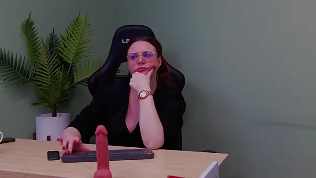 AngellaWhitte online show from 03-13-25, 04:27