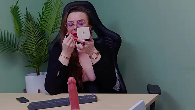 AngellaWhitte online show from 03-06-25, 07:36