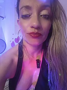 emma collson online show from 03-08-26, 02:04