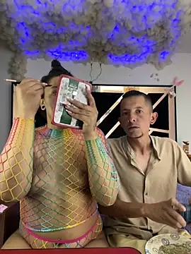 Brianna Trans00 online show from 11-30-25, 09:04