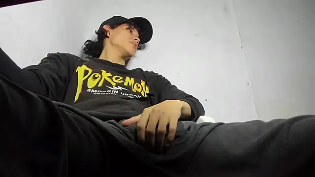 lax777  online show from 10-27-25, 11:05