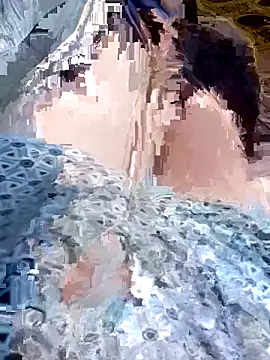 Snapshot of 510915asi chatting on 10-28-25, 01:32 510915asi online show from 10-28-25, 01:32