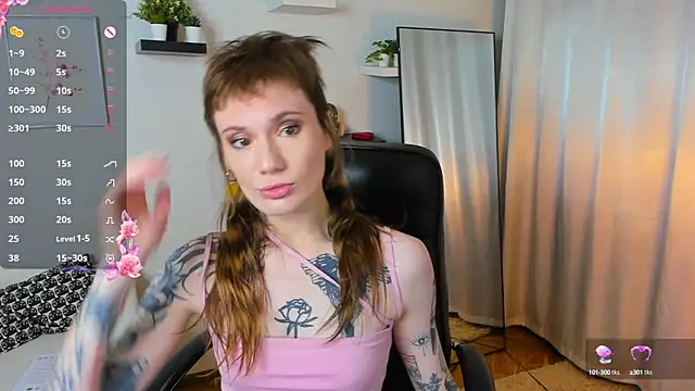 Fog Foggy Love online show from 10-15-25, 08:39