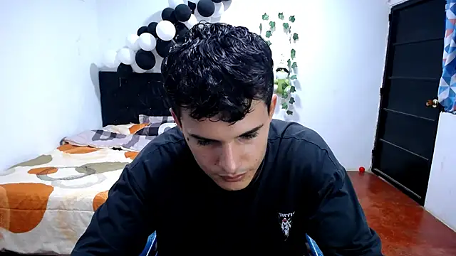 freddy romas online show from 11-17-25, 02:10