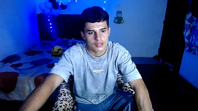 freddy romas online show from 12-15-25, 03:56