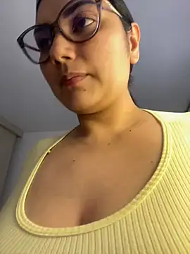 Lili-52 online show from 01-29-25, 08:25