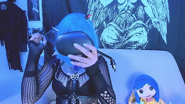 amaracooper  online show from 11-18-25, 12:52