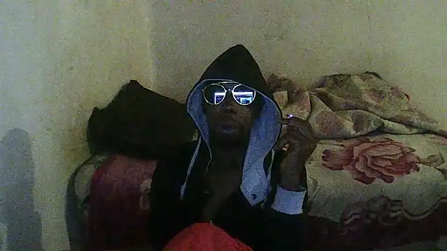 Snapshot of blackjackvv chatting on 10-21-25, 07:35 blackjackvv online show from 10-21-25, 07:35