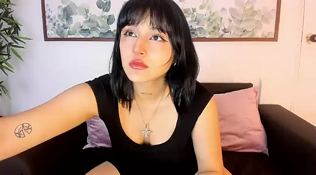 HiromiChan  online show from 12-12-24, 05:20