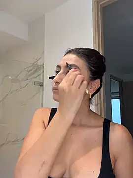 Gia Ferh online show from 02-01-26, 06:06