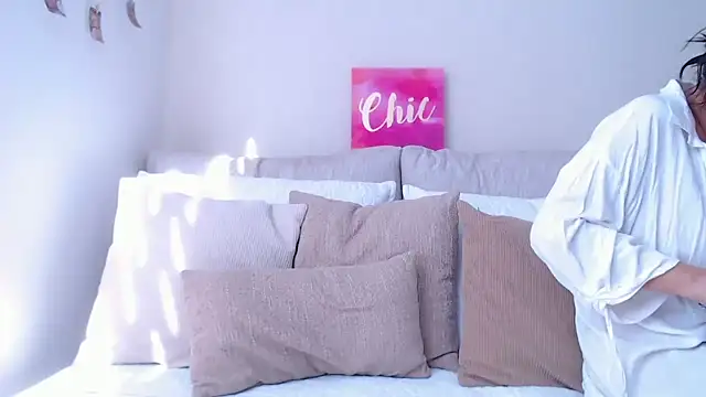 Gia Ferh online show from 12-20-25, 08:12