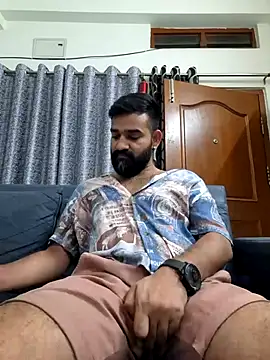 Snapshot of Fun_Guuy chatting on 03-07-25, 06:54 Fun Guuy online show from 03-07-25, 06:54