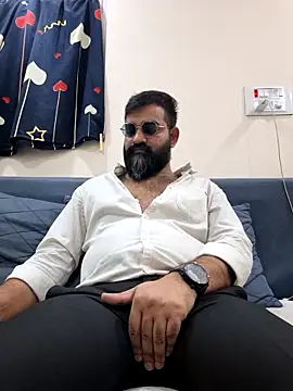 Fun Guuy online show from 04-08-26, 03:52