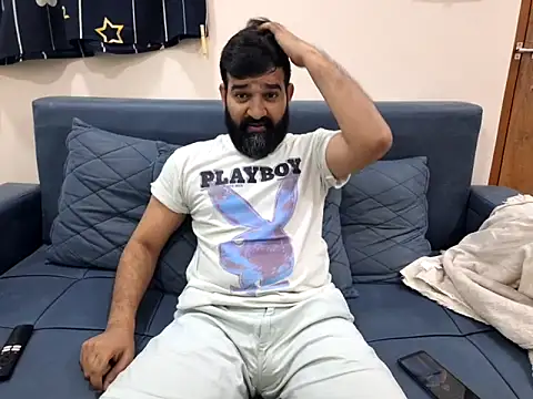 Snapshot of Fun_Guuy chatting on 09-17-25, 11:45 Fun Guuy online show from 09-17-25, 11:45