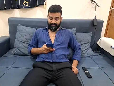 Fun Guuy online show from 10-30-25, 04:22