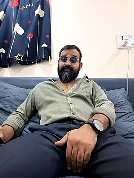 Fun Guuy online show from 01-11-26, 04:25