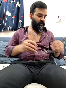 Fun Guuy online show from 04-12-26, 02:48