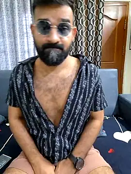 Snapshot of Fun_Guuy chatting on 02-20-25, 04:47 Fun Guuy online show from 02-20-25, 04:47