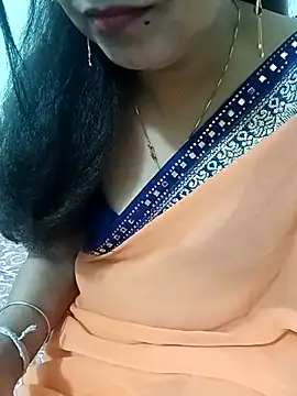 Snapshot of Saroj-Shah chatting on 01-06-26, 05:33 Saroj-Shah online show from 01-06-26, 05:33