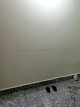 Snapshot of Saroj-Shah chatting on 03-28-26, 04:57 Saroj-Shah online show from 03-28-26, 04:57