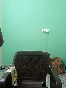 Snapshot of Saroj-Shah chatting on 11-27-25, 05:24 Saroj-Shah online show from 11-27-25, 05:24