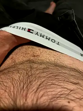 Snapshot of mrniceguy198 chatting on 09-12-25, 08:41 mrniceguy198 online show from 09-12-25, 08:41