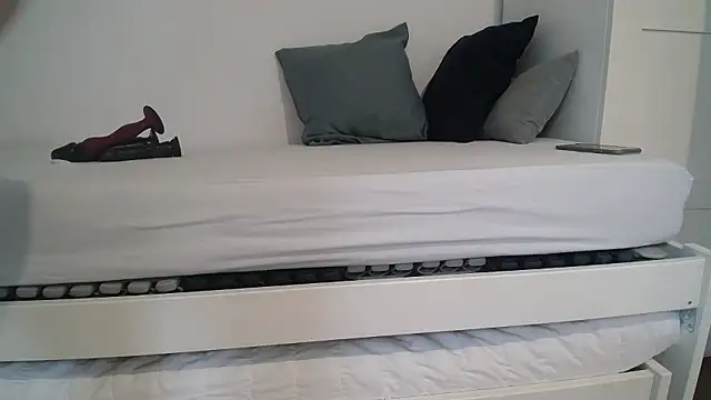 33  Max online show from 01-10-26, 11:49