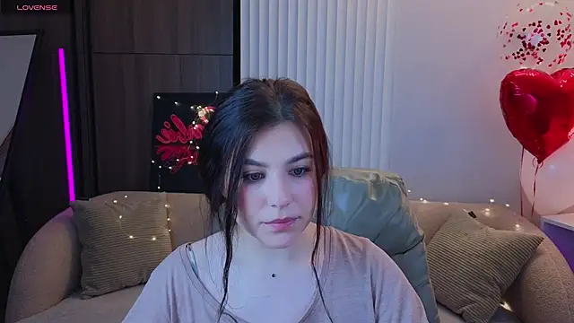 Jenna Adams  online show from 02-26-25, 11:52