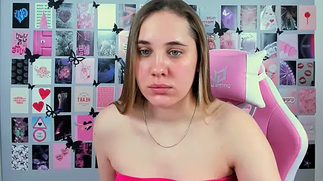 MiaMilas online show from 03-17-25, 05:23