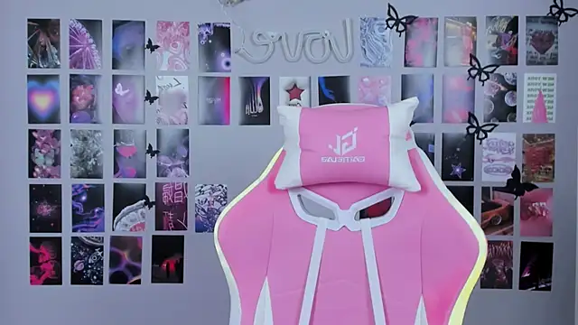 MiaMilas online show from 02-19-25, 10:56