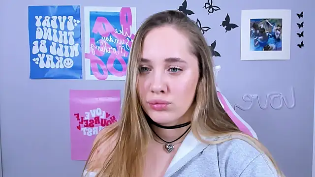 MiaMilas online show from 01-20-25, 11:56