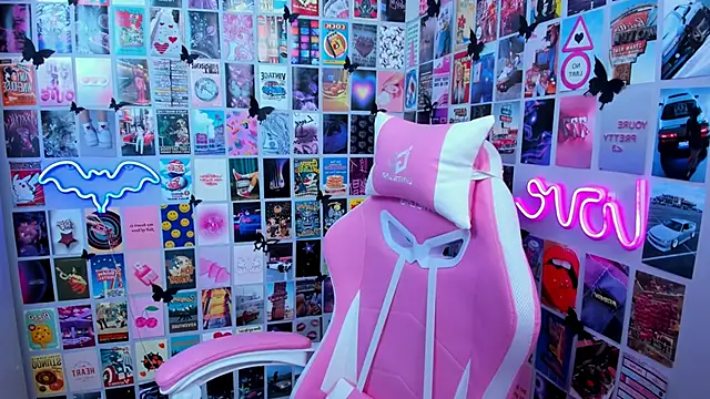 MiaMilas online show from 10-03-25, 05:58