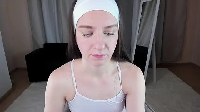 helentasty online show from 10-23-25, 02:43