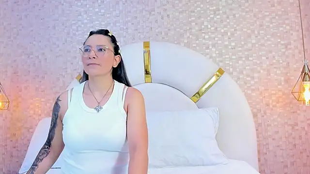 sophie 1 online show from 03-13-25, 03:11