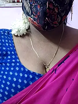 Snapshot of mallu-sumi chatting on 07-20-26, 07:16 mallu-sumi online show from 07-20-26, 07:16
