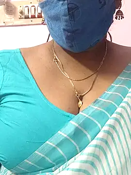 mallu-sumi online show from 09-30-25, 06:36