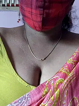 mallu-sumi online show from 11-08-25, 05:22