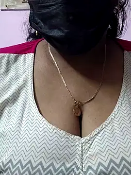 mallu-sumi online show from 04-16-26, 05:57