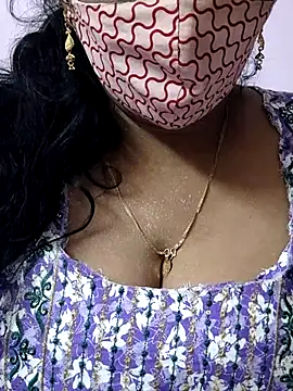 Snapshot of mallu-sumi chatting on 05-24-26, 06:41 mallu-sumi online show from 05-24-26, 06:41